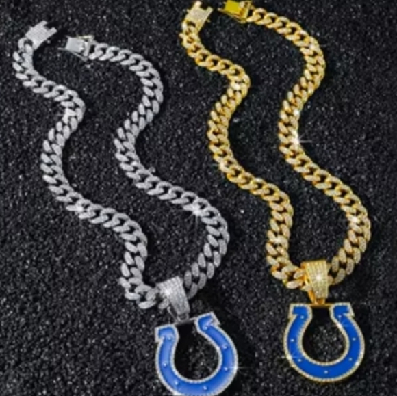 Colts football team iced Cubsn Chain Necklace Size 20\